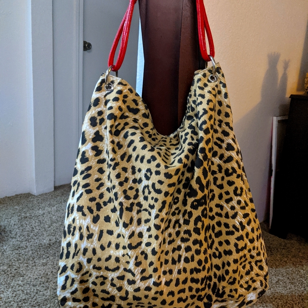 Fashion Express canvas leopard print tote